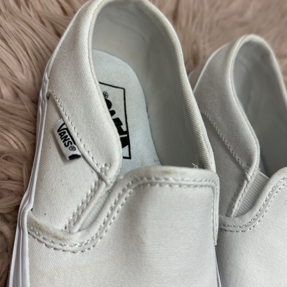 White Vans - Picture 5 of 5